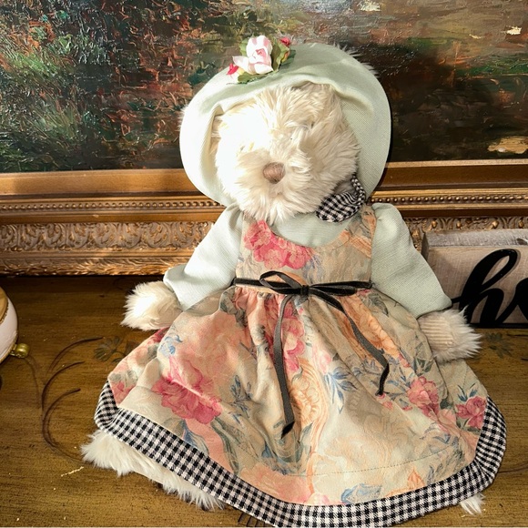 Russ Brand Miss Mayberry Teddy bear Dress Ribbon Hat Flowers RARE VINTAGE HTF - Picture 3 of 5
